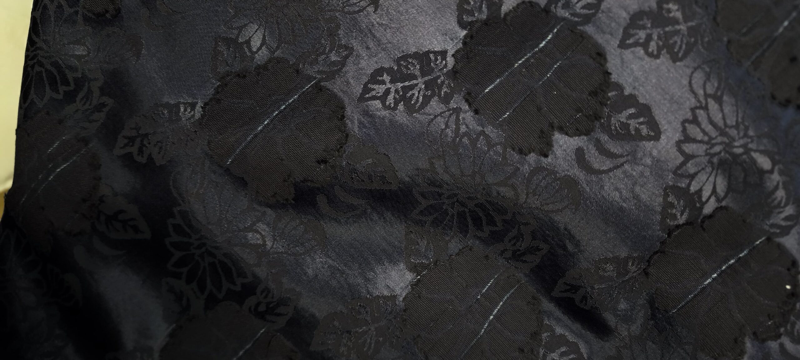 Haljina MOONA tamnoplava s crnim 3D brokat cvjetovima